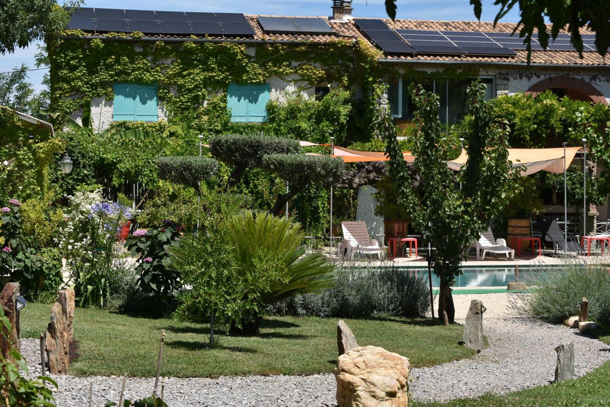 Mas De La Croix Hotel Saint-Christol-lès-Alès Bagian luar foto